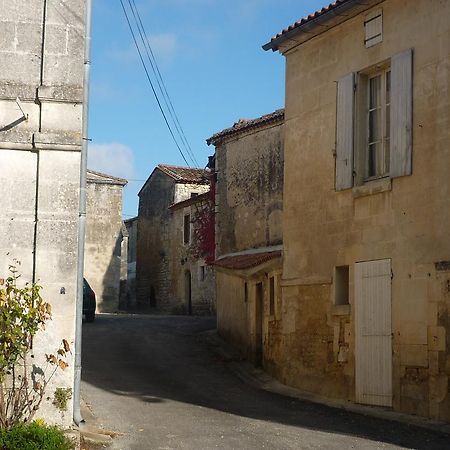 Chambres D'Hotes L'En Haut Des Vignes Merignac  Luaran gambar