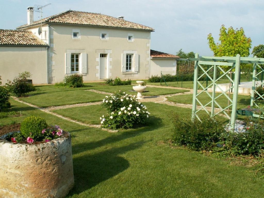 Chambres D'Hotes L'En Haut Des Vignes Merignac  Luaran gambar