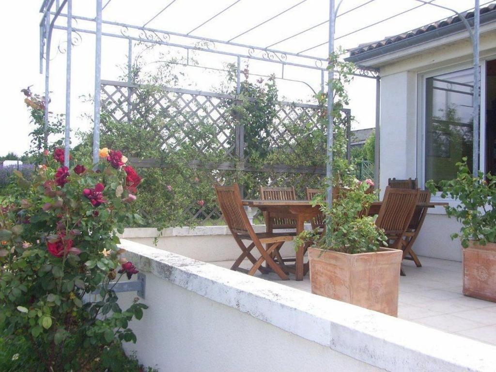 Chambres D'Hotes L'En Haut Des Vignes Merignac  Luaran gambar